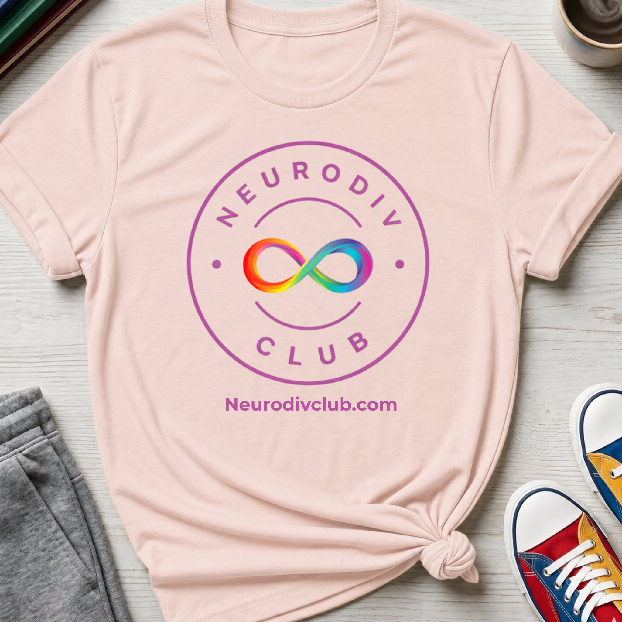 Neurodiv Club Purple Badge | T-Shirt